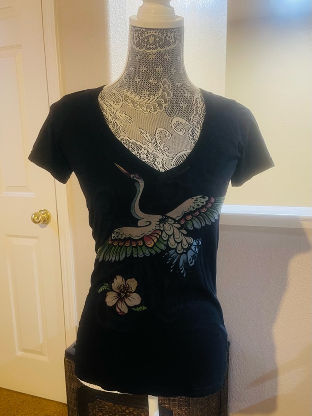 Urban Outfitters 💙 Truly Madly Deeply Black V-Neck Tee with Colorful Crane Motif